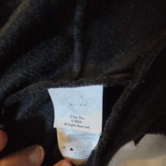 Kids Black and Red Costume - Picture 3 of 6